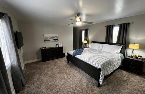 Mason Casa | 956 Olympia Drive Brand New Mason Home with Luxurious Finishes