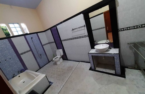 Kalipuro Cama Y Desayuno | 999 KHS 2 Homestay