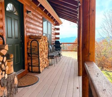 Franconia Chalet De Esquí | 9N Mountainside Cabin in Franconia Heights with Stunning Views!