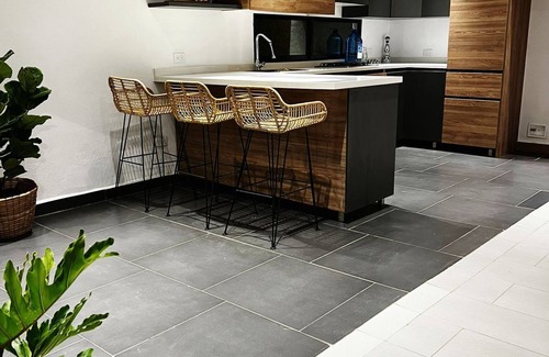 Rionegro Cabaña | A 1 minuto del aeropuerto MDE Medellin Rionegro - Ficus hotel casa campestre