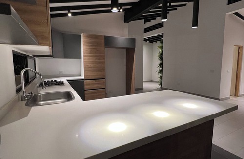 Rionegro Cabaña | A 1 minuto del aeropuerto MDE Medellin Rionegro - Ficus hotel casa campestre