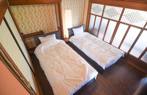 Yamaga Casa | A 100yearold private house with a Taisho romance / Yamaga Kumamoto