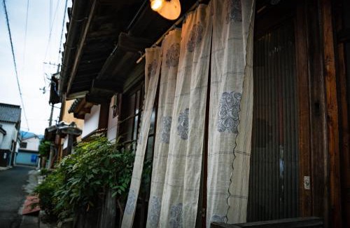 Higashikagawa Casa | A 270-year-old soy sauce maker and a 100-year-old house collaborate to create Kamebishi-tei