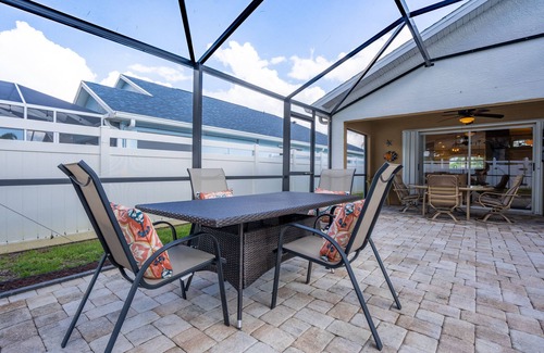 Beachwalk Isles Casa | ¡Una casa con piscina climatizada de 3 habitaciones y 2 baños a solo 5 millas de Fort Myers Beach!