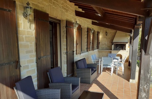 Villamblard Casa | A 3 bedroom gite near to Bergerac in the Dordogne, France.