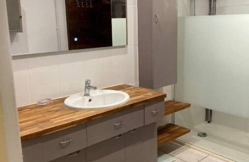 Saint Laurent de la Pree Casa | A 7 Minutes de la Plage Maison Avec Parking et Véranda, Idéale Pour les Familles