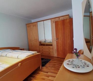 Niederemmel Apartamento | A&A Urlaubswohnung Piesport