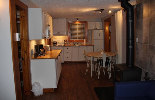 Val David Casa | A beautiful chalet by the river