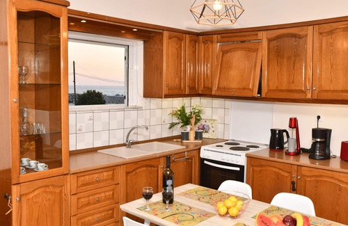 Kokinos Pirgos Apartamento | A beautiful modern style apartment far away from mass tourism