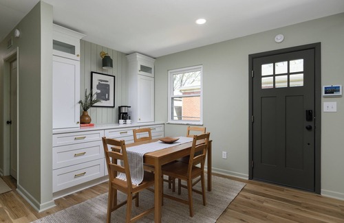 Indianapolis Casa | A beautiful retreat right next to Butler University!