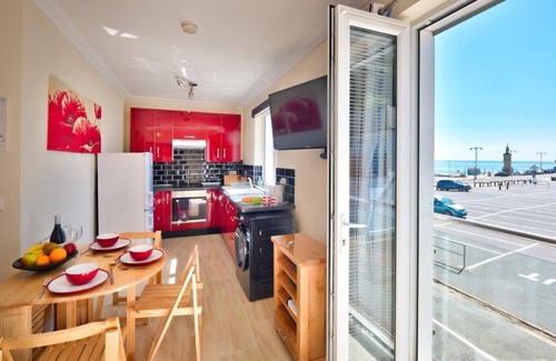 Shanklin Casa | Una hermosa casa de pueblo de tres camas en Shanklin Esplanade con 15% de descuento en viaje en ferry