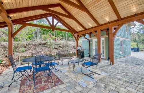 Lake Junaluska Casa | A Beautiful View & Carriage