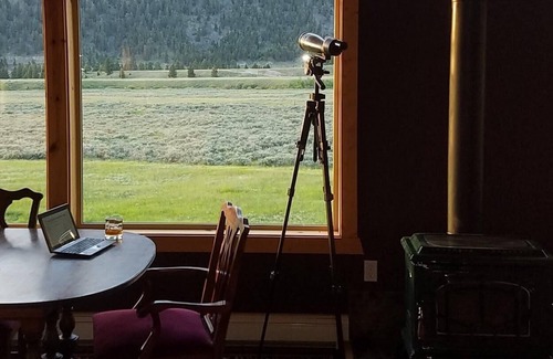 Cameron Casa | Precioso Upper Madison Valley Home 3bed / 3ba