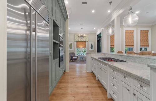 Watercolor Casa | A una cuadra del campamento Acuarela pero maravillosamente sereno.