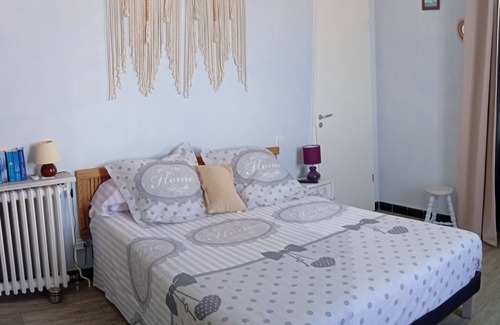 Valle-de-Campoloro Cama Y Desayuno | A Caserella - Bed and Breakfast "Lavande" Village house with sea view at 300 m altitude