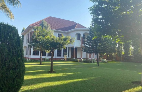 Moshi Cama Y Desayuno | A charming, child-friendly luxury villa in the outskirt of Moshi
