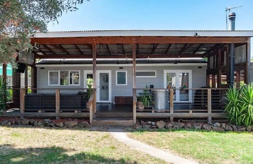 Eildon Casa | A cosy and quiet retreat, walking distance to town and Eildon pondage.