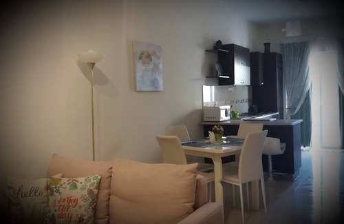 Nadur Apartamento | Un acogedor, moderno, apartamento de lujo.