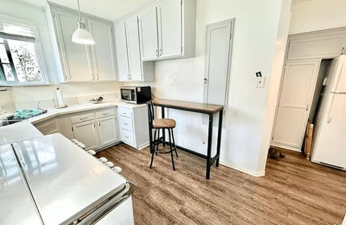 South Redondo Cabaña | Acogedora casita cerca a la playa y restaurantes.