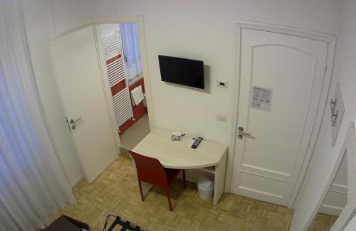 Jesi Cama Y Desayuno | A Due Passi Dal Cielo