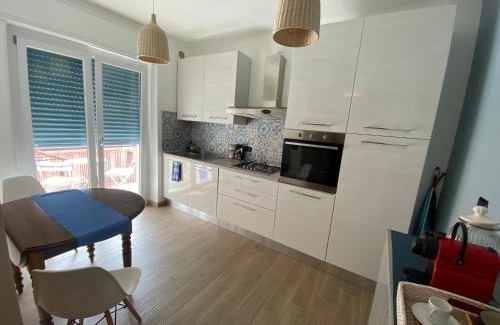 Ventimiglia Apartamento | A DUE PASSI DAL MARE (citra 008065-LT-0237)