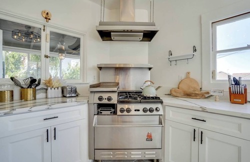 Rancho Cucamonga Casa | A Exquisite Vintage Rare Historical Ranch House!