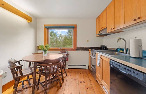 Loudon Apartamento | A - Farmhouse Apartment on a Cattle Farm