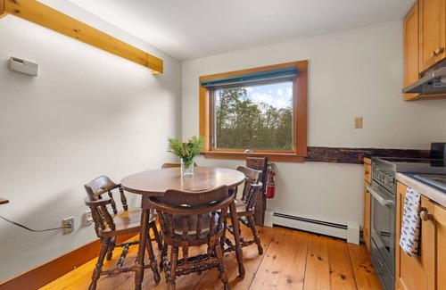 Loudon Apartamento | A - Farmhouse Apartment on a Cattle Farm
