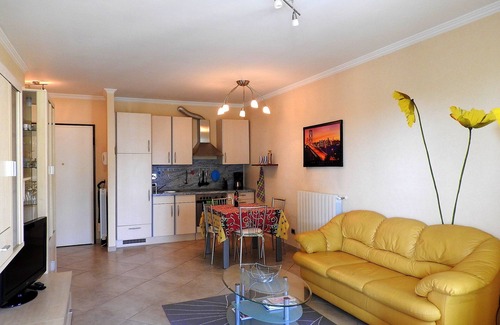 Ospedaletti Apartamento | 300 m de la playa