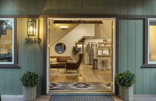 Kachina Village Cabina | A-frame cabin, fenced-in yard