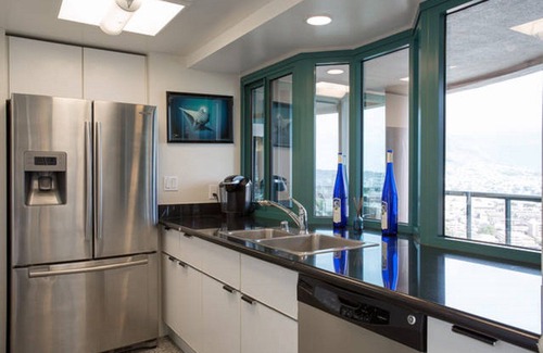 McCully - Moiliili Condominio | Una galería de vistas y arte en Waikiki