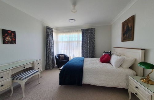 Renwick Casa | A great place to stay, relax or smell the Roses and enjoy the Southern Highlands