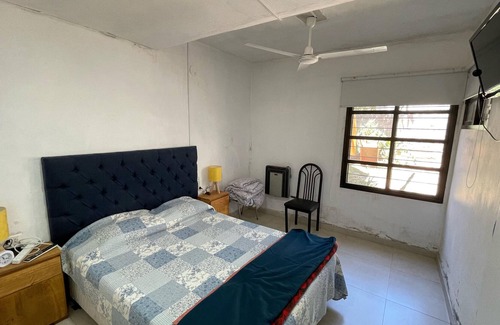 Córdoba Casa | A great room with a comfortable bathroom with hot tub