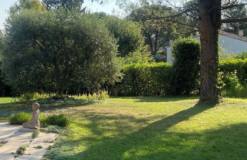 Saint-Didier Casa | A haven of peace in Provence. Magnificent view, quiet and just a stone's throw from the village
