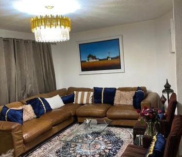 Faerie Glen Casa | A Home in Faerie Glen near Sun Bet Arena