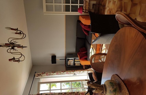 Santa-Maria-Poggio Villa | Una casa balcón de la chataigneraie.