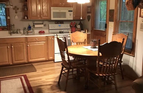 Newland Cabina | A Hundred Thousand Welcomes!