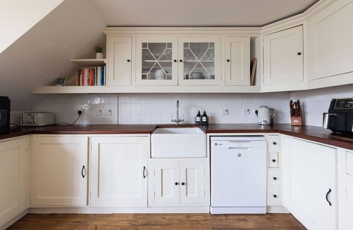 Selsey Casa | A large Georgian family style property