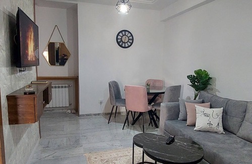 Les Jardins de l'Aouina Apartamento | A Louer par Nuitée Apparemment Meublé Neuve
