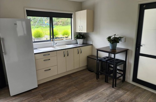 Kerikeri Cama Y Desayuno | A lovely tidy flat close to town centre
