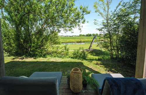 Zuna Cabina | A luxury cottage in a prime waterfront location!