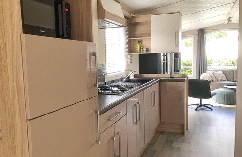 Sint Maarten Casa | A modern chalet on a spacious plot with a garden shed and electricity for your e-bikes.