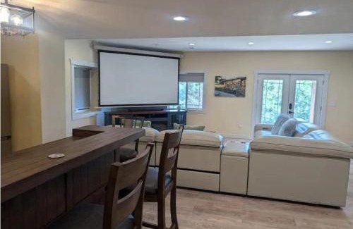 Tucson Casa | A new spacious walkout base in Castle Rock Colorado