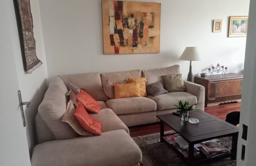 Le Pre-Saint-Gervais Apartamento | A Paris, Comme Vous y Étiez, Loue Beau et Grand F3 Pour la Jo/jp Toute Commodité