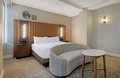 Downtown Tampa Hotel | A Place to Unwind, Unplug, and Recharge! Tampa Retreat