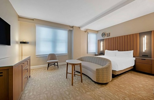 Downtown Tampa Hotel | A Place to Unwind, Unplug, and Recharge! Tampa Retreat