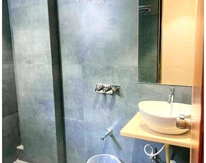 Shirdi Casa | A Premium Hotel Rudraksh Palace ! near Sai baba mandir & Main places - Fully Air Conditioned Premium Family Rooms!