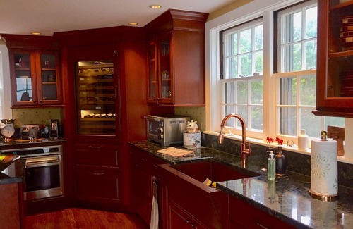 Pittsfield Casa | Una propiedad elegante de la década de 1940, renovada al lujo de hoy en día