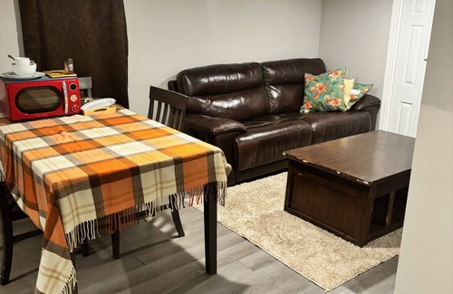 Union Casa | A quite neighborhood with a Park for you and your pet to relax. Free car Park.