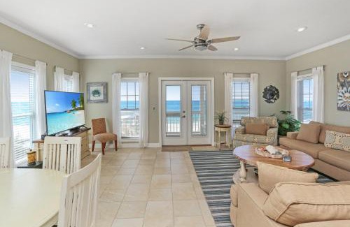 Cape San Blas Casa | A Rendezvous, No Pets Allowed by Pristine Properties Vacation Rentals